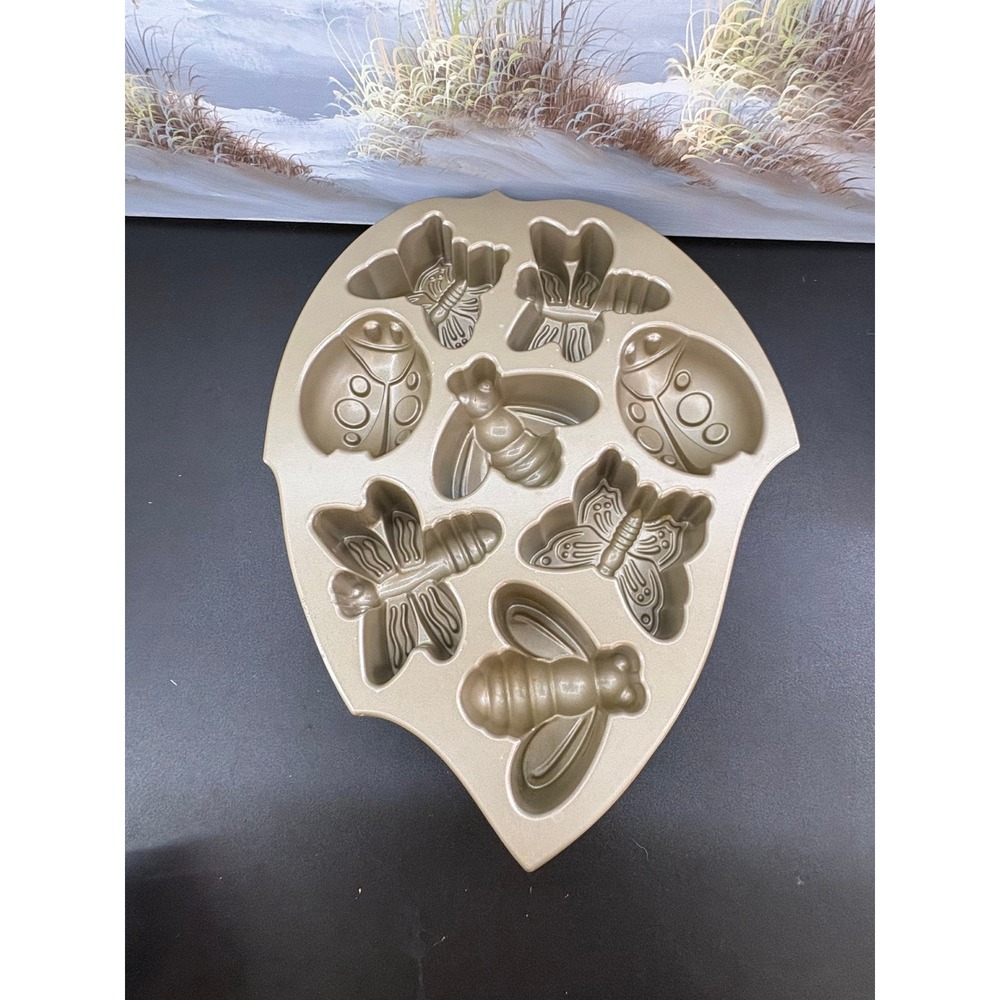Nordic Ware Backyard Bugs Pan Cast Aluminum Insect Butterfly Ladybug Bee Gold